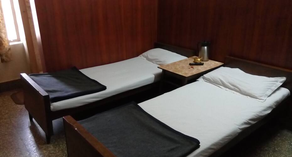 Gayathri Lodge, Mandya 3
